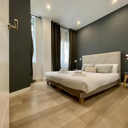 Charming Puerta De Toledo III Apartment Madrid Exterior photo