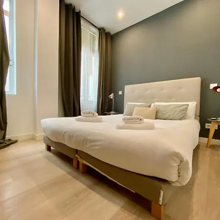 Charming Puerta De Toledo III Apartment Madrid Exterior photo